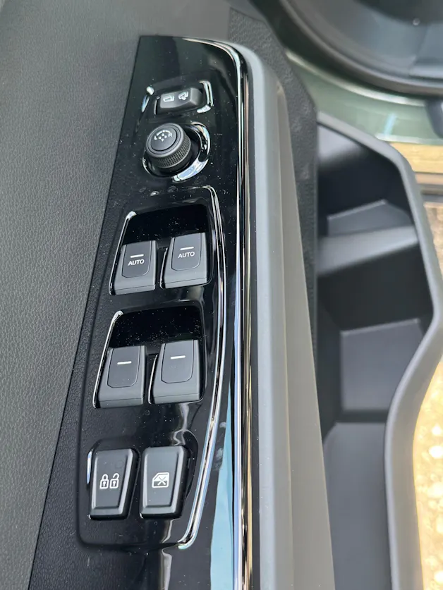 KGM -SsangYong Musso 80,6 kWh Platinum 4WD