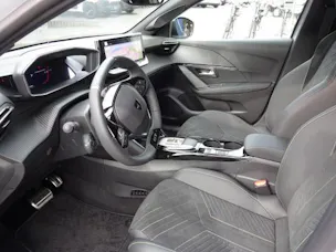 Peugeot 208 1.2 MHEV 145 GT