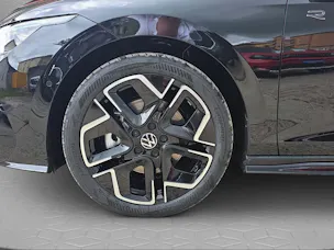 VW Golf 2.0 TSI R-Line DSG 4 Motion