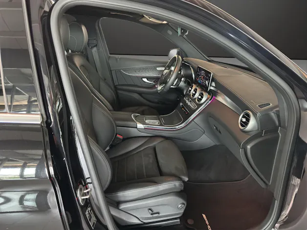 Mercedes-Benz GLC 300 AMG Line 4Matic