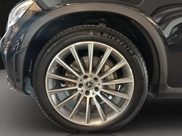 Mercedes-Benz GLC 300 AMG Line 4Matic