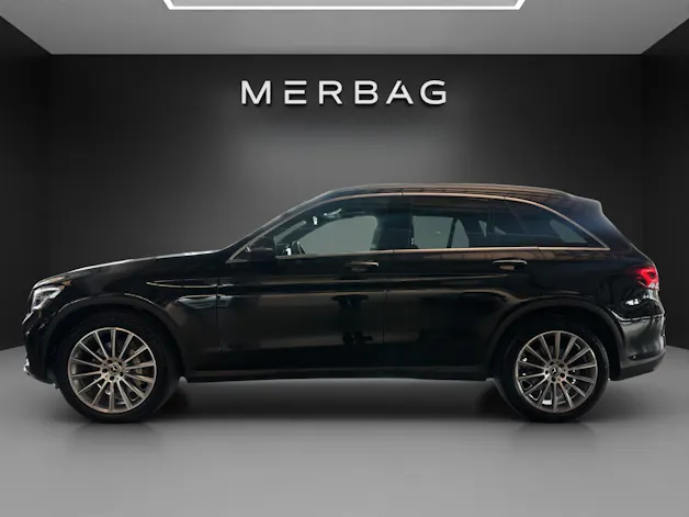 Mercedes-Benz GLC 300 AMG Line 4Matic