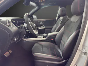 Mercedes-Benz GLB AMG 35 4M 8G-Tronic