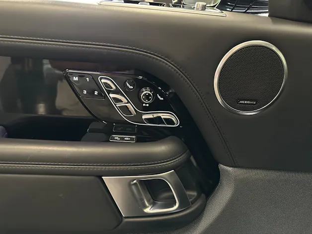 Land Rover Range Rover 4.4 SDV8 Autobiography Automatic