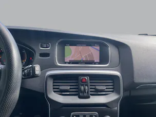 Volvo V40 D2 Momentum R-Design