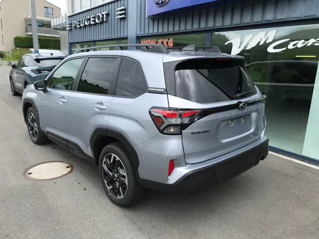 Subaru Forester 2.0i e-Boxer Swiss Plus Lineartronic