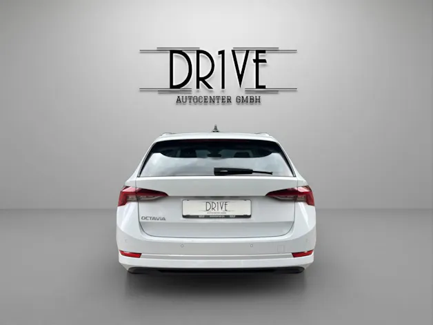 Škoda Octavia Combi 2.0 TDI DSG Style