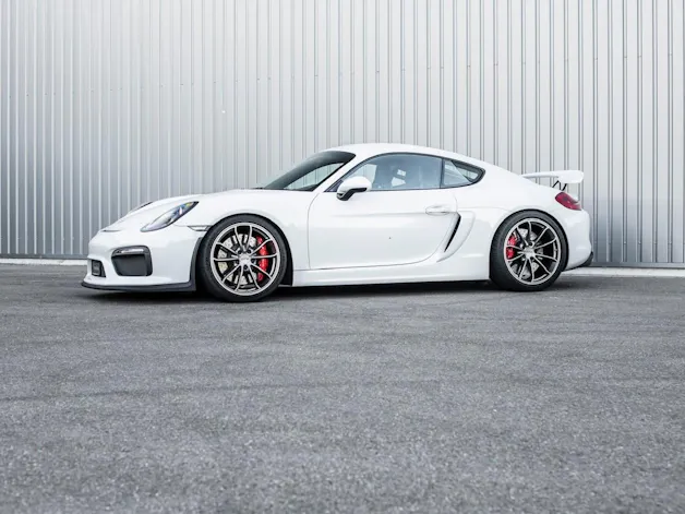 Porsche Cayman GT4 MR