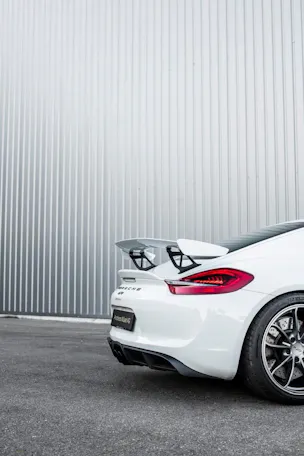 Porsche Cayman GT4 MR