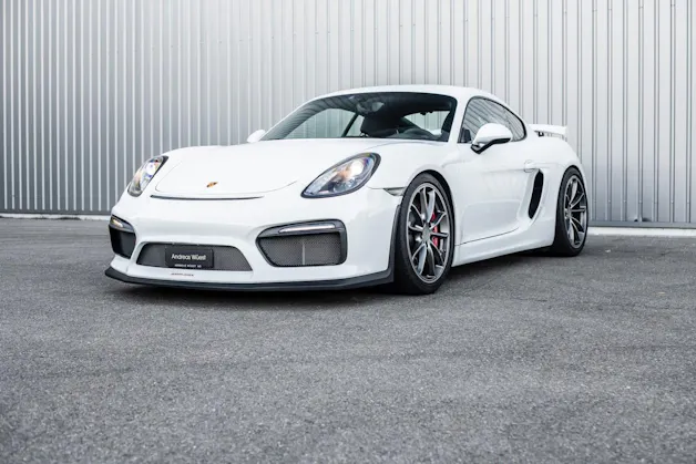 Porsche Cayman GT4 MR