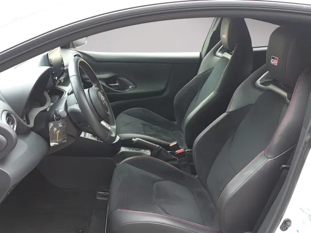 Toyota Yaris 1.6 GR Sport