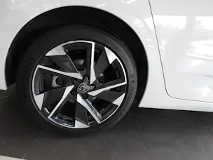 Peugeot 308 1.2 turbo 130 cv Allure