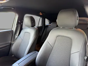 Mercedes-Benz EQA 300 4Matic