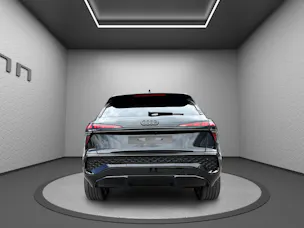 Audi Q3 SUV e-hybrid 200 kW S tronig