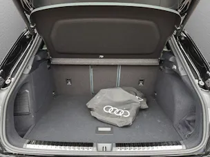 Audi Q3 SUV e-hybrid 200 kW S tronig