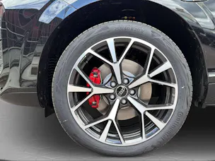 Audi Q3 SUV e-hybrid 200 kW S tronig