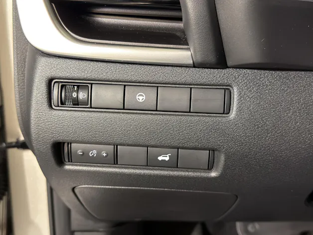 Nissan X-Trail 1.5 VC-T e-Power 4WD 7 Sitze N-Trek