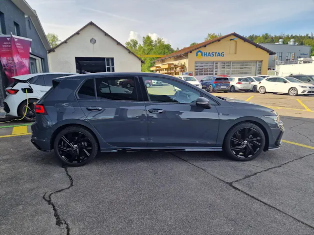 VW Golf 1.5 eTSI mHEV ACT R-Line DSG