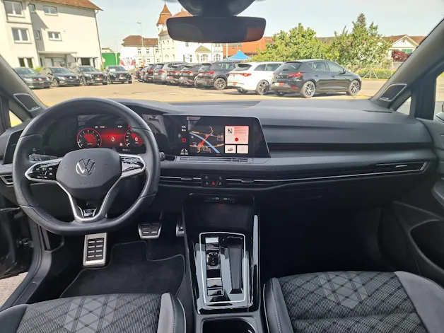 VW Golf 1.5 eTSI mHEV ACT R-Line DSG