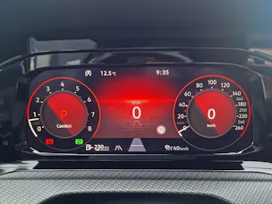VW Golf 1.5 eTSI mHEV ACT R-Line DSG