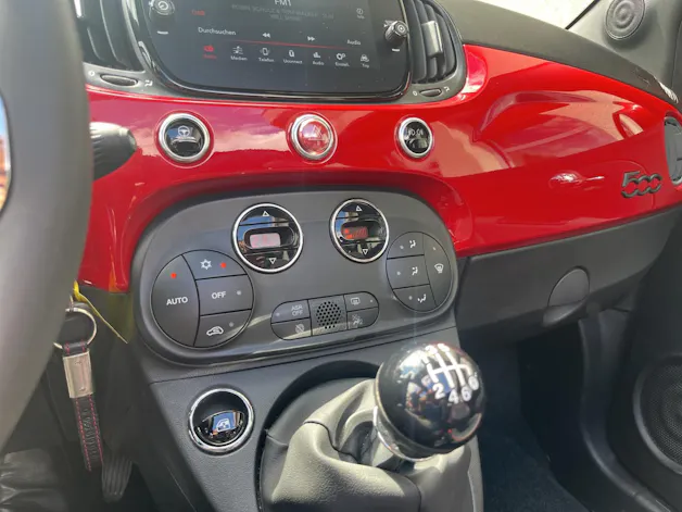 Fiat 500C 1.0 Hybrid Red