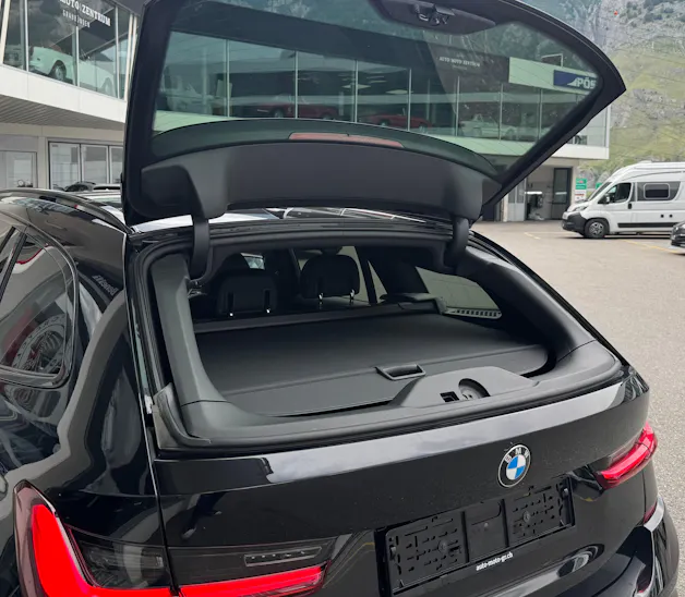 BMW 330d xDrive 48V Touring M Sport Steptronic