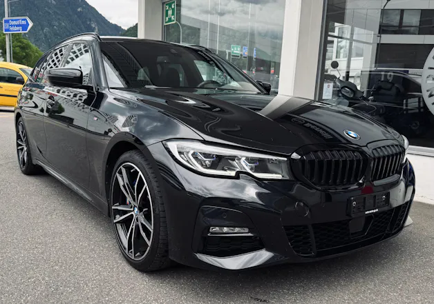 BMW 330d xDrive 48V Touring M Sport Steptronic