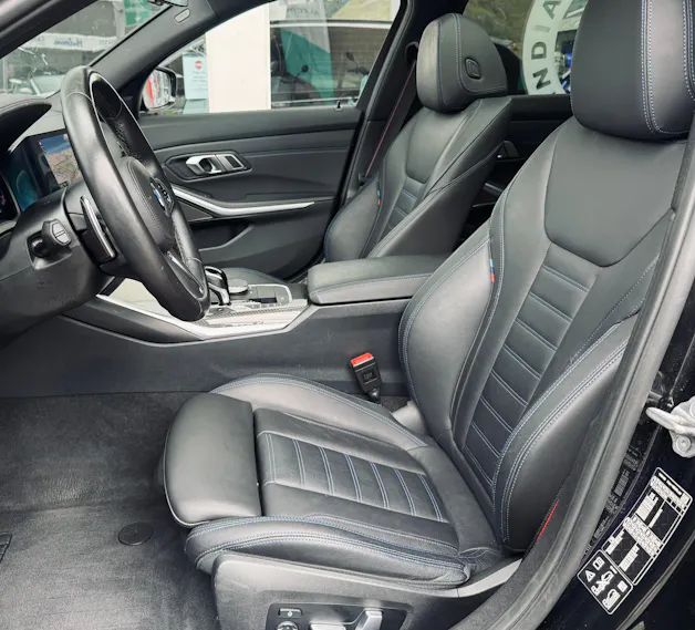 BMW 330d xDrive 48V Touring M Sport Steptronic