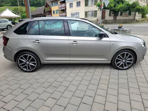 Škoda Rapid Spaceback 1.4 TSI Active DSG