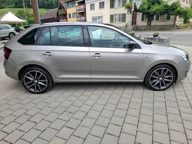 Škoda Rapid Spaceback 1.4 TSI Active DSG