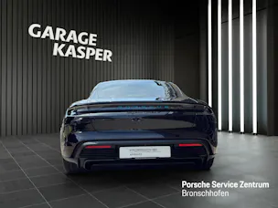 PORSCHE Taycan Turbo S