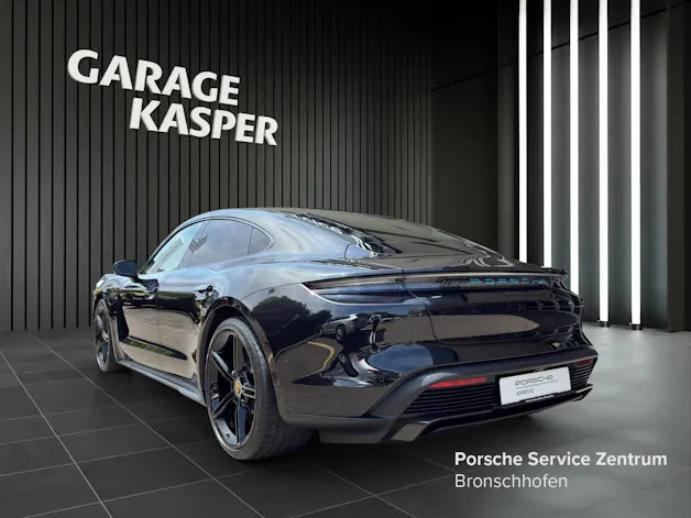 Porsche Taycan Turbo S