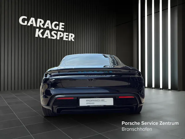 Porsche Taycan Turbo S