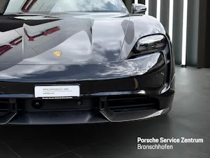 PORSCHE Taycan Turbo S