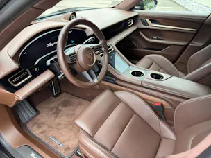 PORSCHE Taycan Turbo S