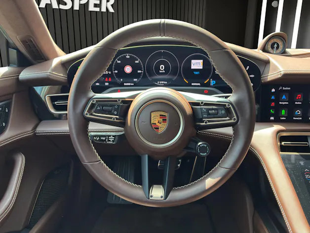 PORSCHE Taycan Turbo S