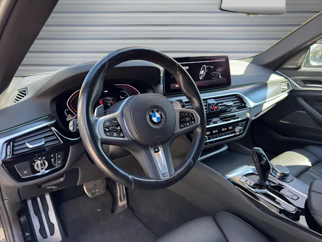 BMW 530d xDrive 48V Touring M Sport Steptronic