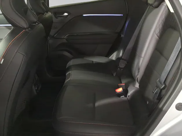 Renault Captur 1.6 E-Tech 145 E-Tech Iconic DHT
