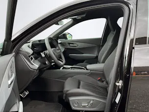 Audi Q3 SUV TDI quattro 142 kW S t 2000ccm 193PS/142kW 4 Zylinder TDI Diesel