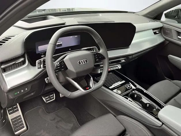 Audi Q3 SUV TDI quattro 142 kW S t 2000ccm 193PS/142kW 4 Zylinder TDI Diesel