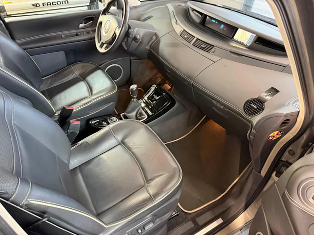 Renault Espace 2.0 Turbo Initiale 7 Plätzer