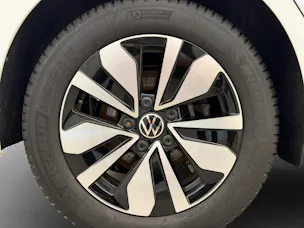 VW Golf 8 1.5 eTSI Goal DSG