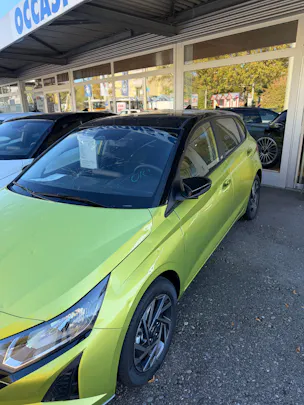 HYUNDAI i20 1.0 T-GDi Amplia DCT