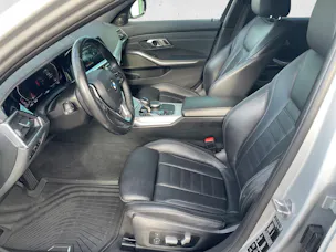 BMW 330d xDr. 48V Tour. Luxur