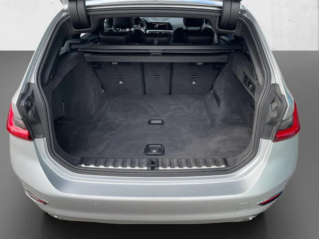 BMW 330d xDr. 48V Tour. Luxur