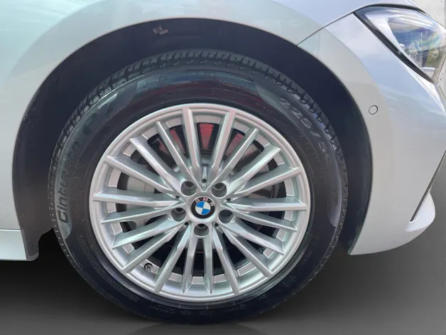 BMW 330d xDr. 48V Tour. Luxur