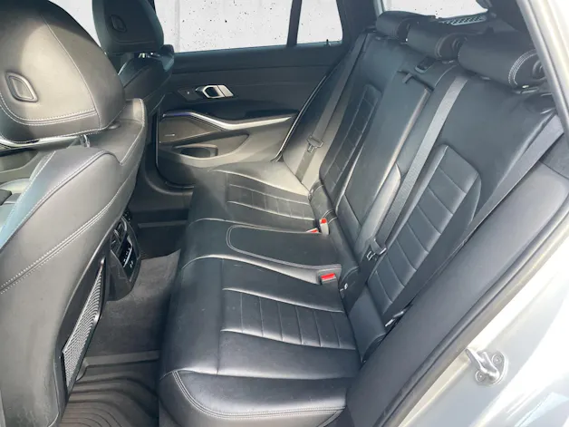 BMW 330d xDr. 48V Tour. Luxur