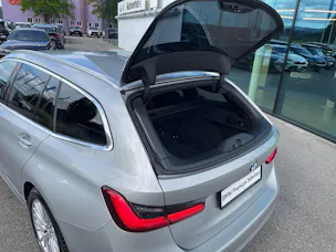 BMW 330d xDr. 48V Tour. Luxur