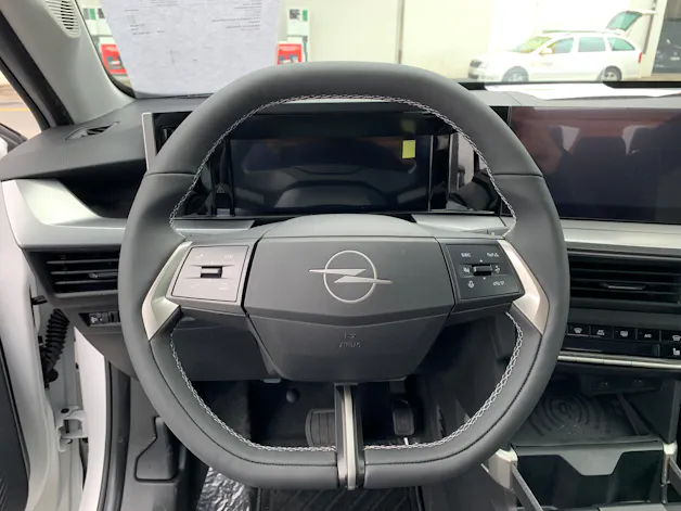 Opel Frontera 1.2i MHEV GS