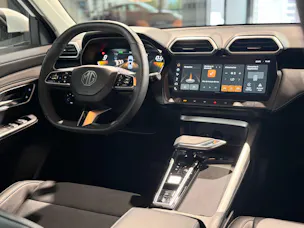 MG ZS 1.5 HEV Luxury